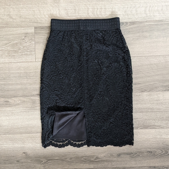Vero Moda Black Lace Skirt - XS - Picture 2 of 5